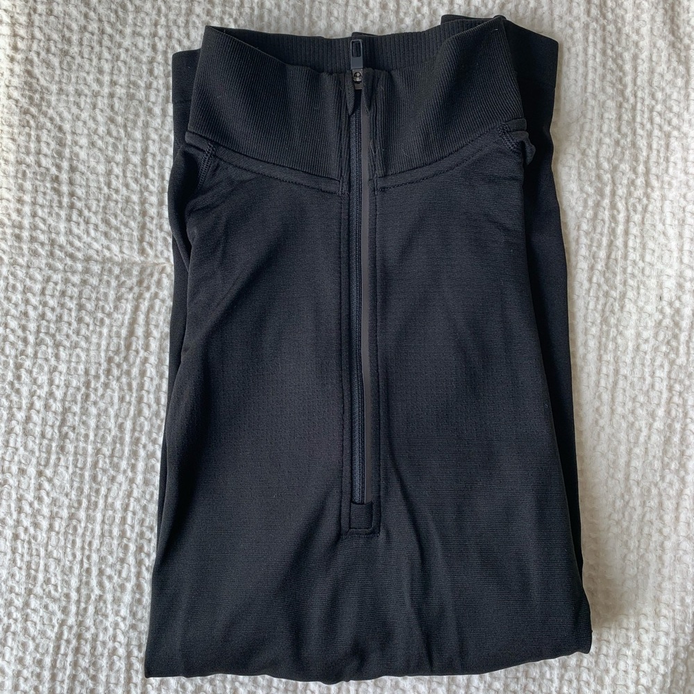 Lululemon Men’s Quarter Zip (black, size S)